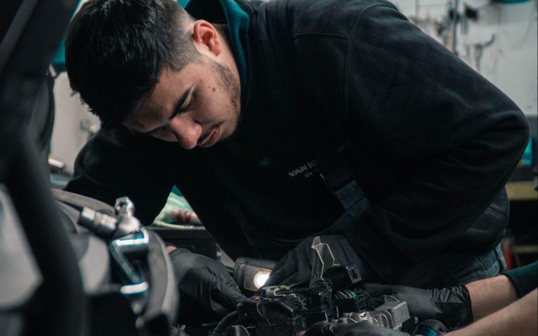 Automotive technical schools just saw the largest graduation drop in a decade