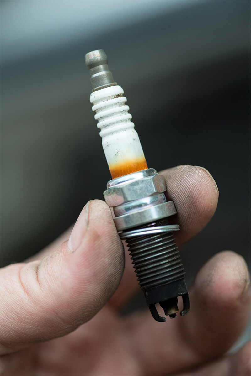 damaged spark plug inspection