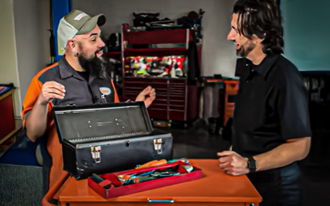 What tools do you keep in your road box for car repair? (VIDEO)