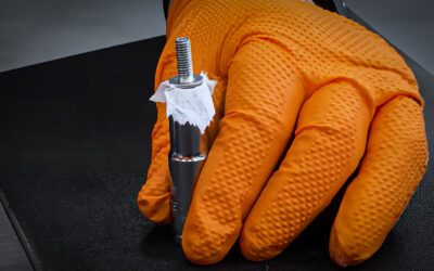 How to Hang Onto a Tricky Nut or Bolt (VIDEO)